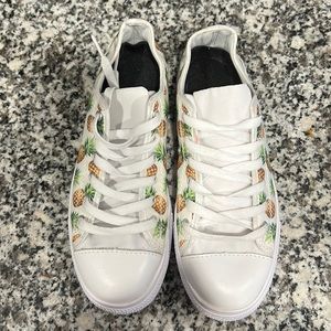 Pineapple Shoes 🍍